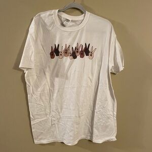 Mens Graphic Peace Sign White Novelty Tee Size XL